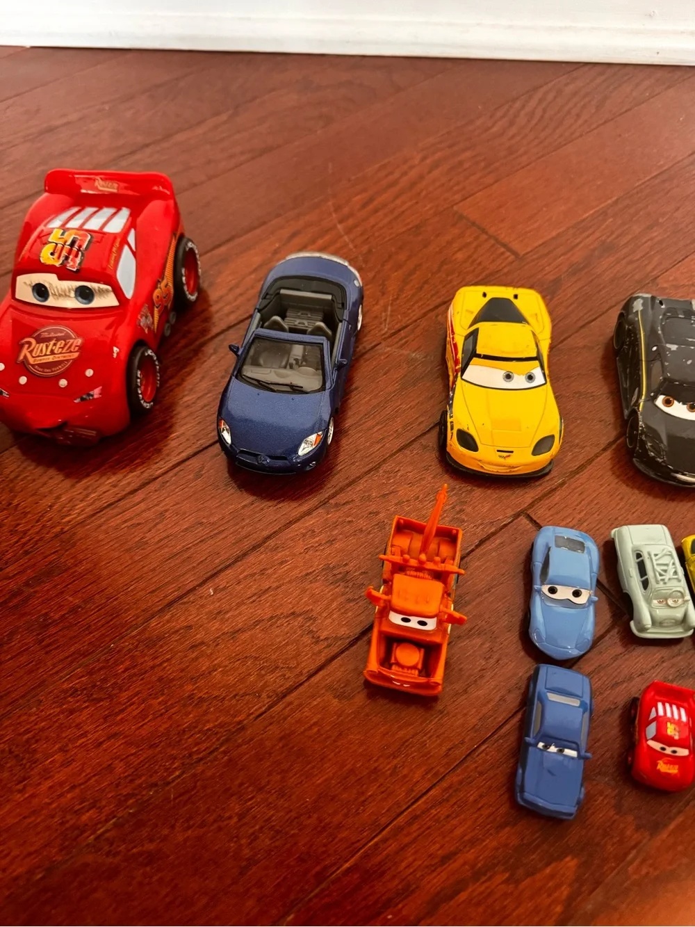 15 Lightening McQueen Race Cars Kids Toy set-  Die-Cast Vehicle
